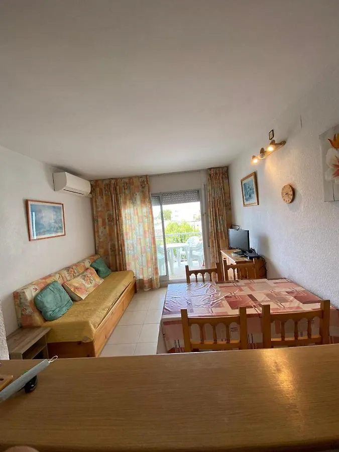 Gloria Crespo Pattaya 33 Apartment Empuriabrava